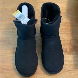 Kirkland Ladies Black Boots
